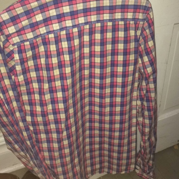 Hollister Shirt - Picture 4 of 4